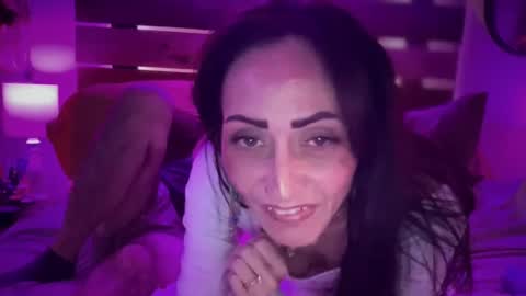 Snapshot of geomae chatting on 10.02.25 geomae online show from 10.02.25