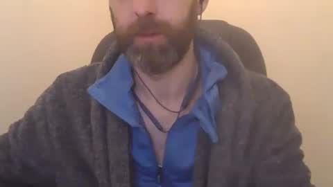 Snapshot of geon2xx chatting on 01.04.25 Geon online show from 01.04.25