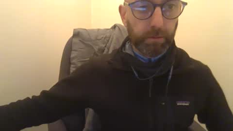 Snapshot of geon2xx chatting on 01.23.25 Geon online show from 01.23.25