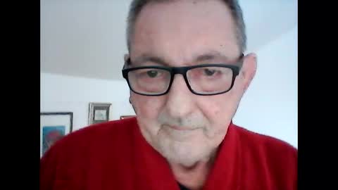 Snapshot of georg1412 chatting on 12.17.25 georg1412 online show from 12.17.25