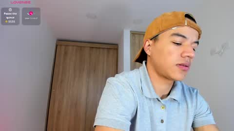 Snapshot of george_cams1 chatting on 05.27.26 Jorge online show from 05.27.26