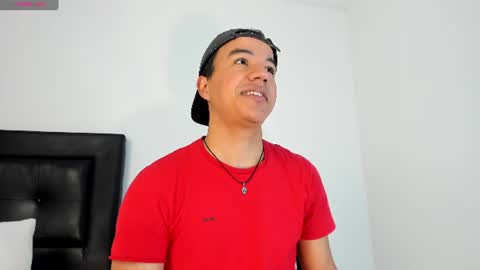 Snapshot of george_cams1 chatting on 06.22.26 Jorge online show from 06.22.26