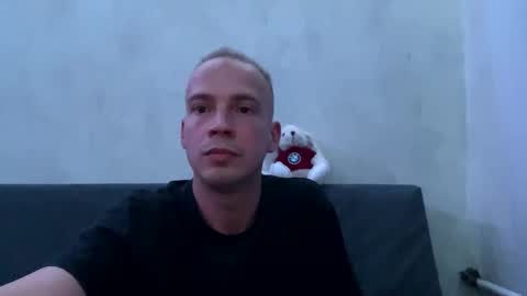 Snapshot of georgeshine chatting on 11.09.25 GeorgeShine online show from 11.09.25