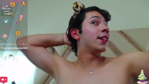 Snapshot of georgesmith_1 chatting on 12.19.24 GEORGE online show from 12.19.24