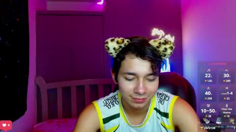 Snapshot of georgesmith_1 chatting on 12.24.24 GEORGE online show from 12.24.24