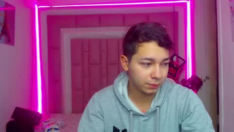 Snapshot of georgesmith_1 chatting on 01.14.25 GEORGE online show from 01.14.25