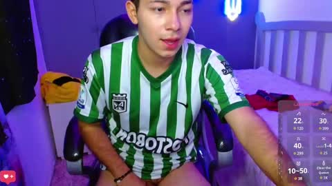 Snapshot of georgesmith_1 chatting on 01.18.25 GEORGE online show from 01.18.25