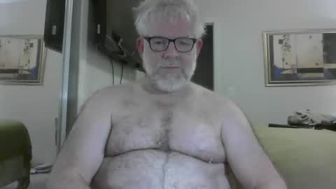 Snapshot of georgiagooner chatting on 07.26.26 ProudGooner online show from 07.26.26