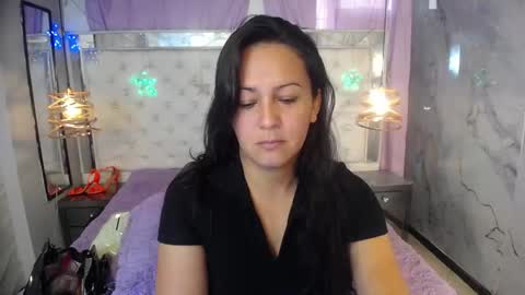 Georgina online show from 12.15.25