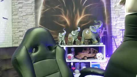 Snapshot of georginadoll1 chatting on 01.12.25 Georgina online show from 01.12.25