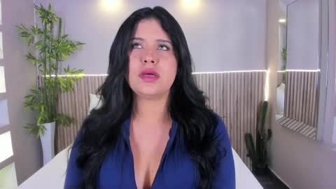 GeorginaReyes  online show from 04.23.26