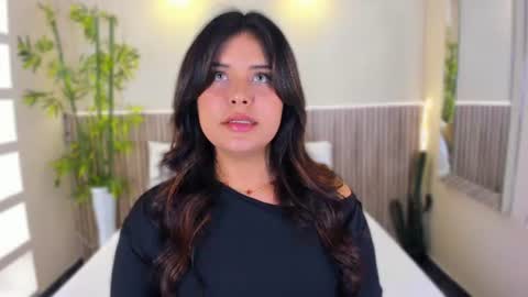 Snapshot of georginareyes chatting on 07.04.26 GeorginaReyes online show from 07.04.26