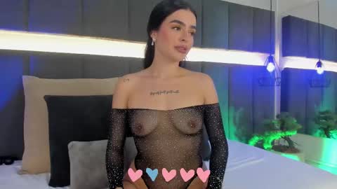 Kendal  online show from 02.17.25