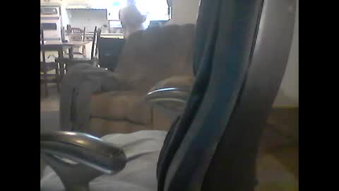 Snapshot of gerabo chatting on 12.25.24 gerabo online show from 12.25.24