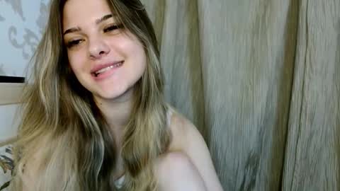 Snapshot of gerda_bloempje chatting on 11.05.25 Gerda online show from 11.05.25