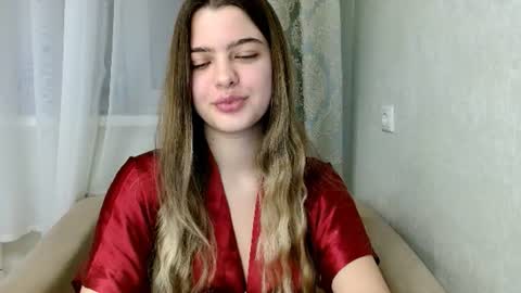 Snapshot of gerda_bloempje chatting on 06.19.26 Gerda online show from 06.19.26