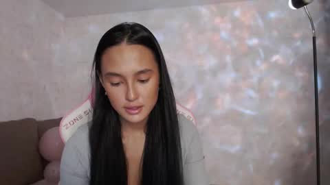 Snapshot of germiona_shine chatting on 03.11.26 Germiona online show from 03.11.26