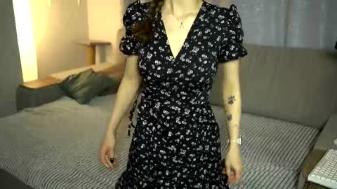 Snapshot of gerridae chatting on 11.10.25 Jean and Isa couple Van online show from 11.10.25