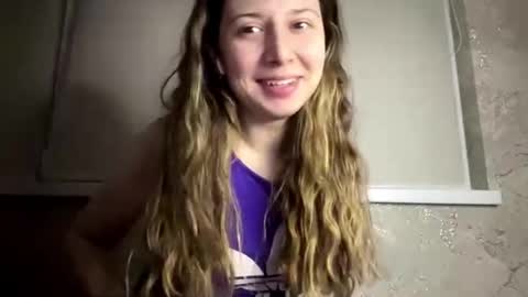 Snapshot of gertudewinfough chatting on 12.15.25 Diana online show from 12.15.25