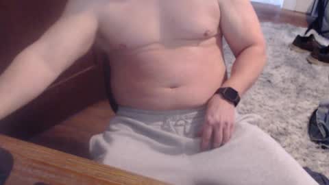 Snapshot of gethoggy chatting on 02.20.25 gethoggy online show from 02.20.25