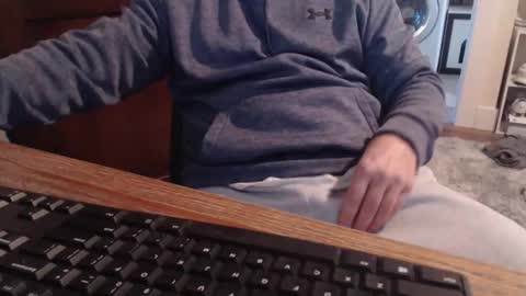 Snapshot of gethoggy chatting on 11.04.25 gethoggy online show from 11.04.25