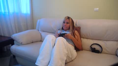 Snapshot of ggemas chatting on 12.29.24 ggemas online show from 12.29.24