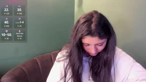 Danna Astrom online show from 10.24.25