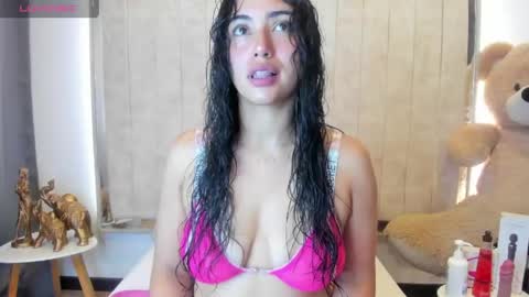 Danna Astrom online show from 04.20.26