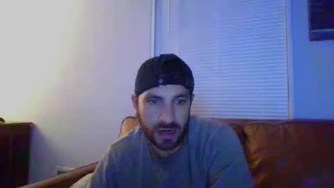 Snapshot of ghomps88 chatting on 11.04.25 Gee online show from 11.04.25