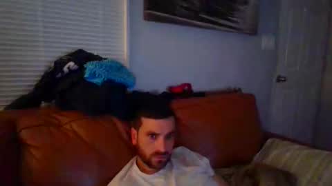 Snapshot of ghomps88 chatting on 12.02.25 Gee online show from 12.02.25