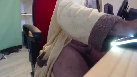 ghostatitude online show from 12.01.25