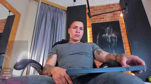 Snapshot of ghostman_1 chatting on 10.28.25  1 online show from 10.28.25