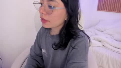 Milaa online show from 05.05.26