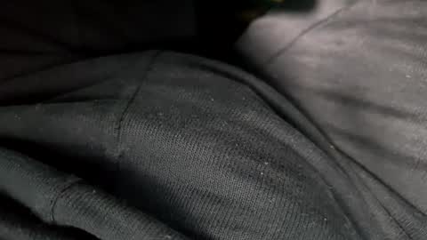 Snapshot of ghostred01 chatting on 02.12.25 ghostred01 online show from 02.12.25