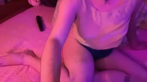 Fay Harvey online show from 04.12.26