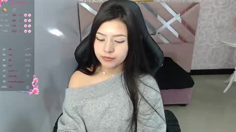 Snapshot of gia_ch chatting on 12.31.24 gia_ch online show from 12.31.24