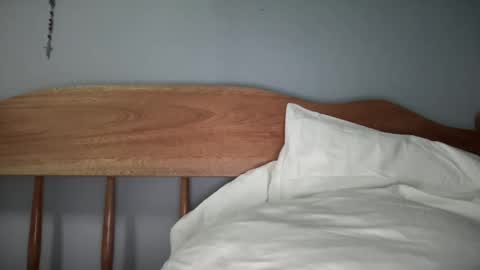 Snapshot of gia_is_horny chatting on 01.17.25 The Queen of Squirt online show from 01.17.25