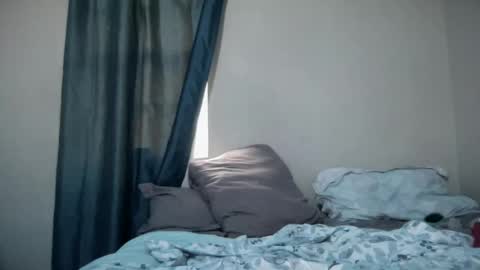 Snapshot of gia_is_horny chatting on 01.25.25 The Queen of Squirt online show from 01.25.25