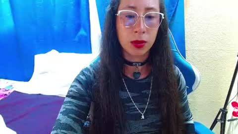 Snapshot of gia_leinn chatting on 06.05.26 Gia online show from 06.05.26
