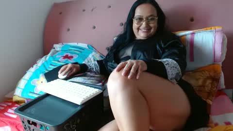 nahomi online show from 02.14.25