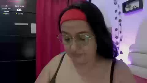 nahomi online show from 09.27.25