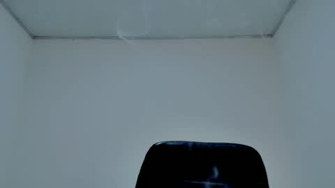 GIA WHITE Independet  online show from 05.03.26