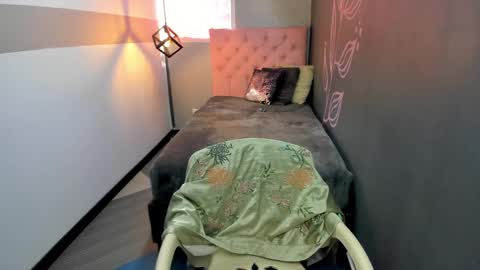 G I A  FOX online show from 03.01.25