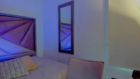 Gia  online show from 02.22.26