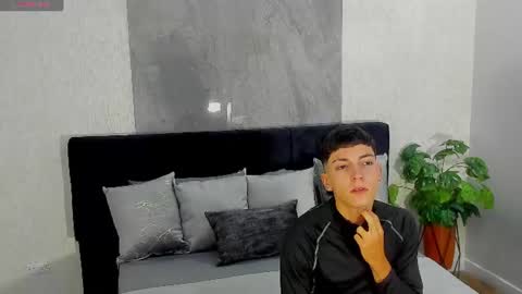 GIAN online show from 07.11.26