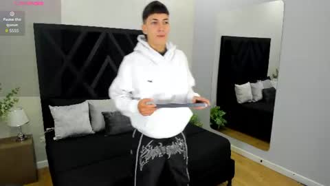 GIAN online show from 07.22.26