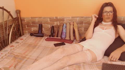 Gianina online show from 01.18.25