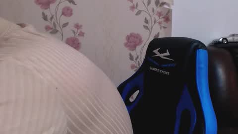 Snapshot of gianni_lion chatting on 01.17.26 Gianni online show from 01.17.26