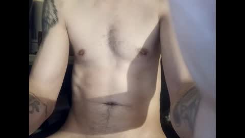 Snapshot of giantdick4u1991 chatting on 11.17.25 giantdick4u1991 online show from 11.17.25