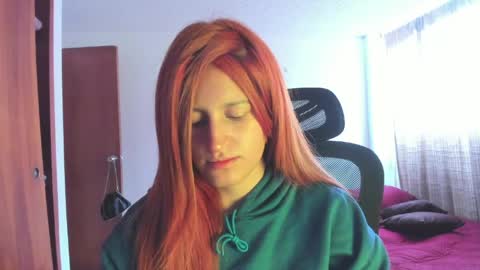 GiaRoussel online show from 04.24.26